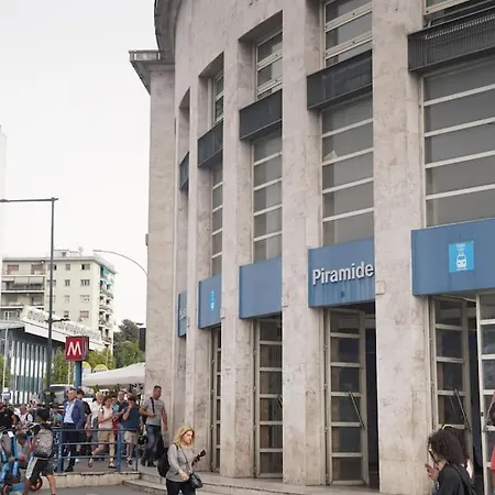 Apartman Domus Piramide Róma